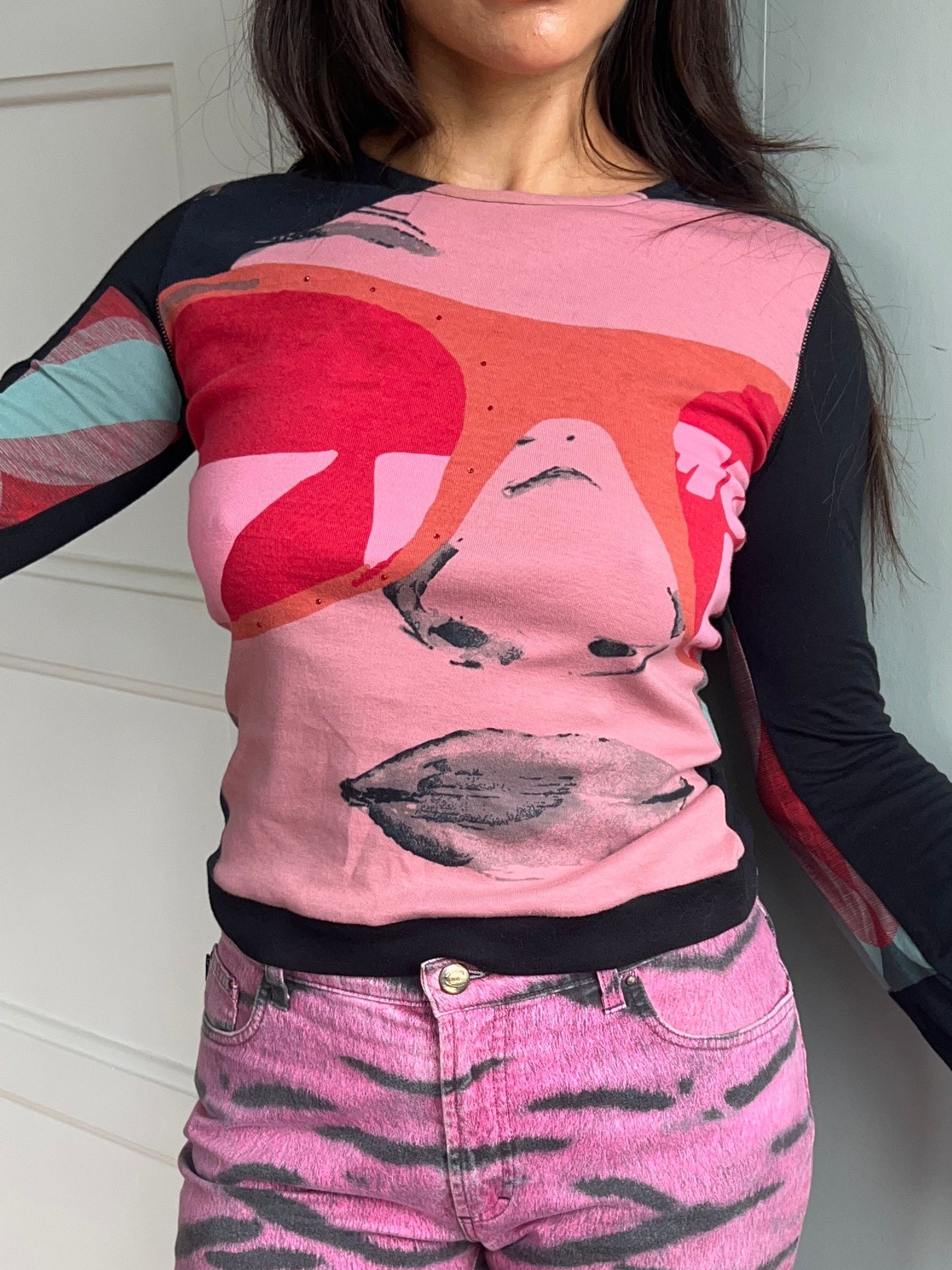 Face Print Flare Sleeve Top